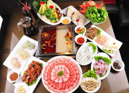 漳州火锅美食圈来了“新面孔” 各自带香麻辣够味(图2)