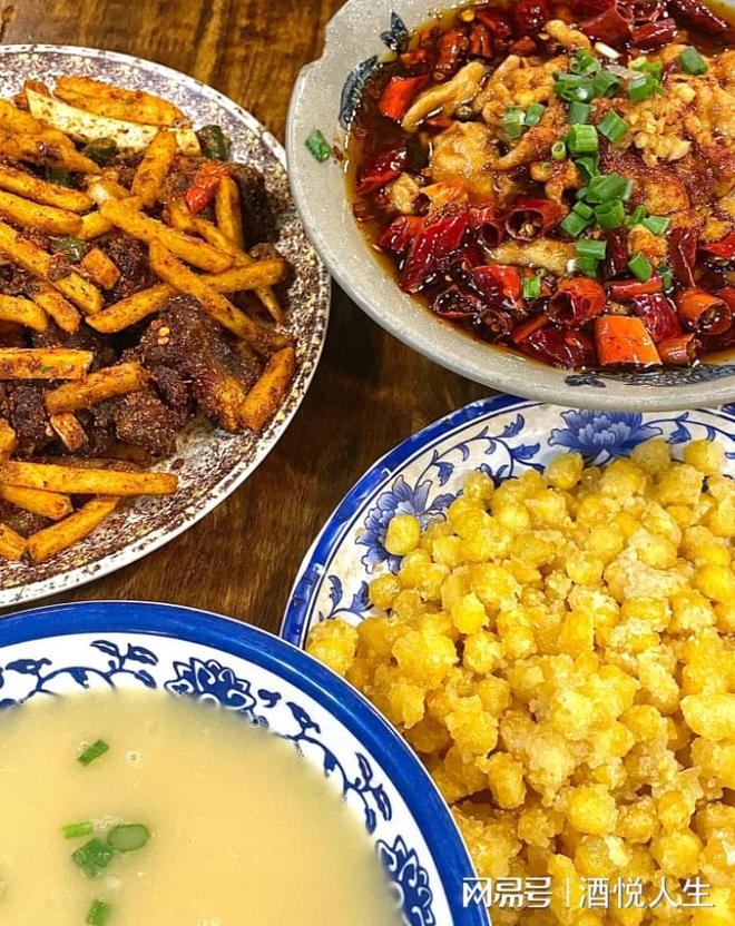 重庆美食：辣味与麻辣共舞的美食天堂(图2)
