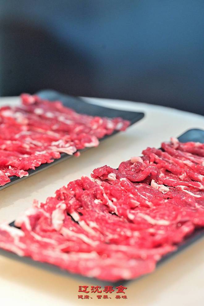 沈阳冬日美食记录潮汕火锅主打鲜美现切牛肉好吃(图4)