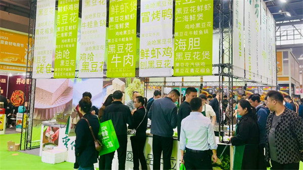 重庆火锅“烫”出大产业(图1) 重庆火锅“烫”出大产业(图1)