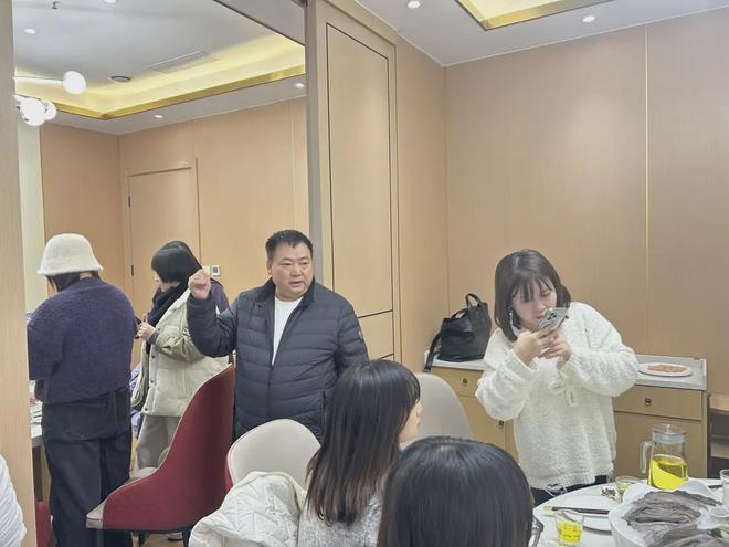 巴蜀谭鱼头西安媒体品鉴会成功举行传承美食文化(图3)
