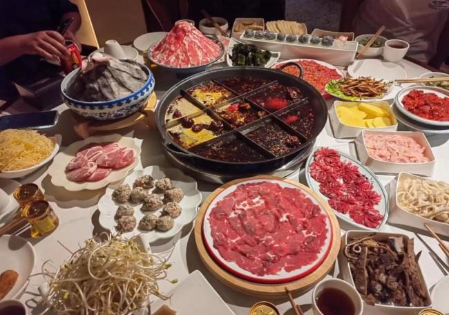 重庆火锅发源地集齐“八星八箭” 渝中城市名片再添爆款(图14) 重庆火锅发源地集齐“八星八箭” 渝中城市名片再添爆款(图14)
