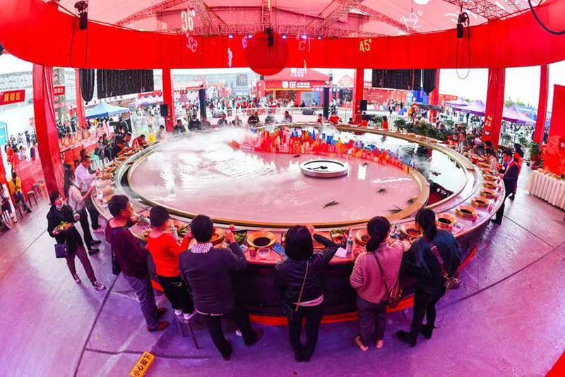 第十三届中国（重庆）火锅美食文化节启幕(图2)