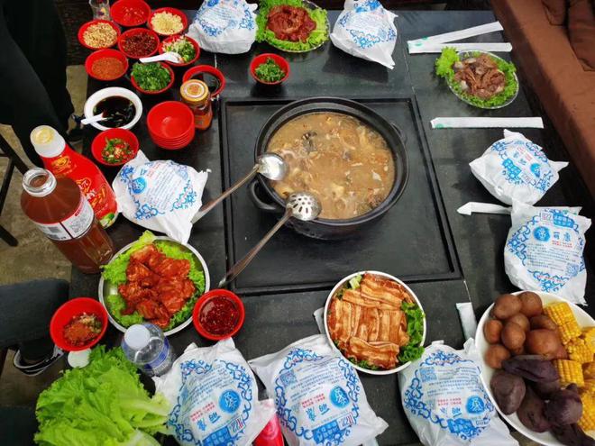 乐享云南 美食·丽江火塘火锅(图2)
