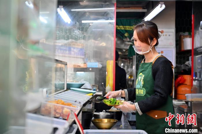 越南媳妇壮乡创业记：小推车上的美食梦(图2)