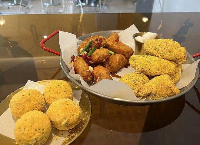 延吉炸鸡远征一二线城市且不走低价路线(图1)