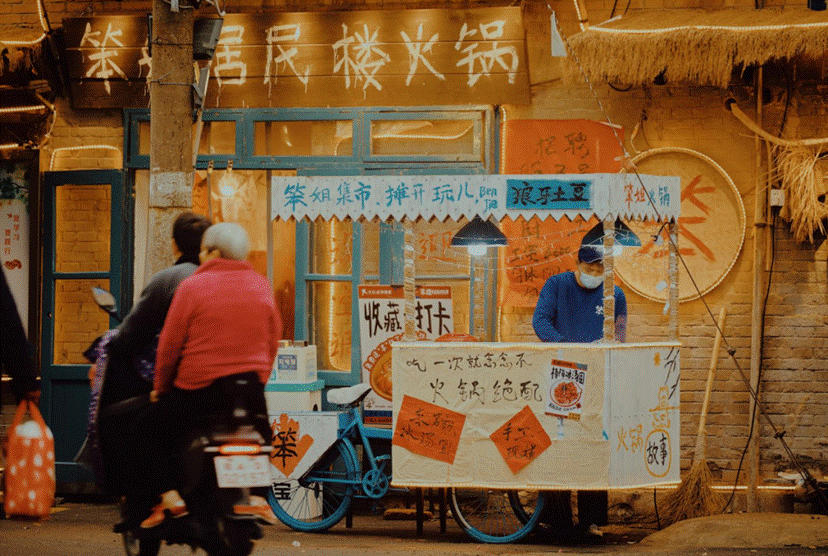 靠极致反差点燃市场笨姐居民楼火锅杀出重围(图1)