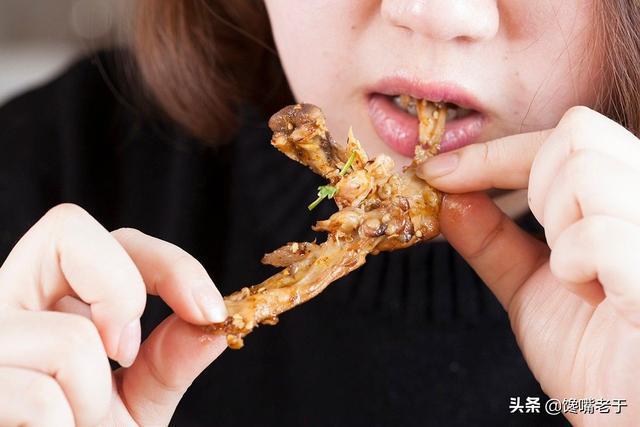 东北美食最后的倔强：“无鸡架不东北”道出难言之隐(图9)