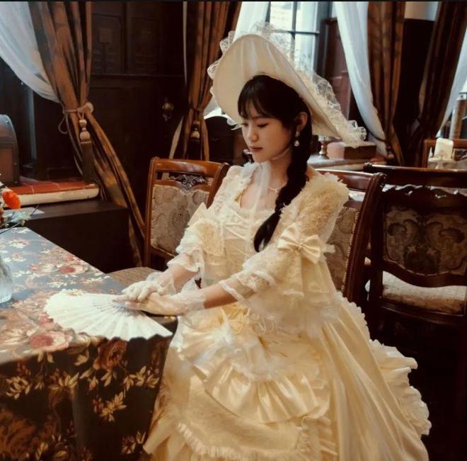 新春逛街里|“品”美酒美食慰舌尖味蕾(图4) 新春逛街里|“品”美酒美食慰舌尖味蕾(图4)