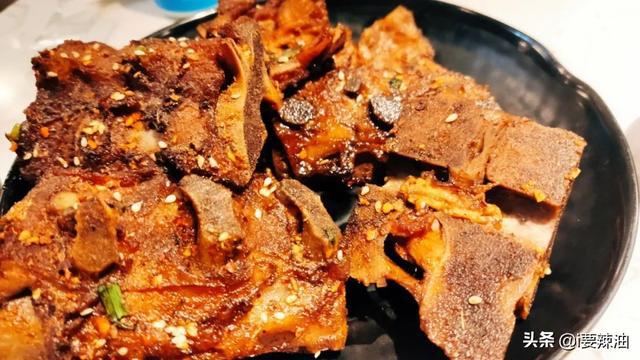 南京金盛路美食风很大的自助酱大骨火锅58块钱吃肉吃到爽?(图8) 南京金盛路美食风很大的自助酱大骨火锅58块钱吃肉吃到爽?(图8)