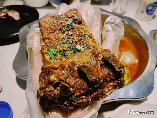 南京金盛路美食风很大的自助酱大骨火锅58块钱吃肉吃到爽?(图10) 南京金盛路美食风很大的自助酱大骨火锅58块钱吃肉吃到爽?(图10)