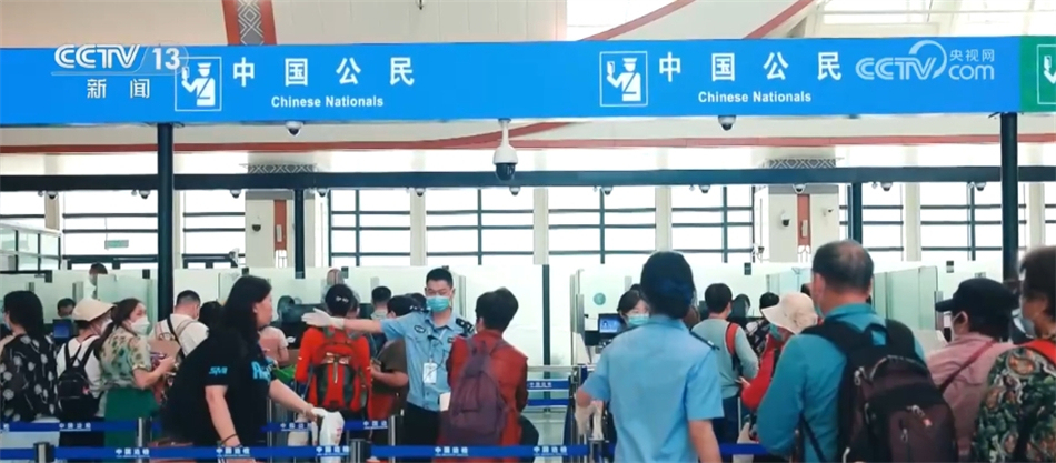 串点成线、跨境交流、方便快捷 多条铁路线路为春运“增光添彩”(图4)