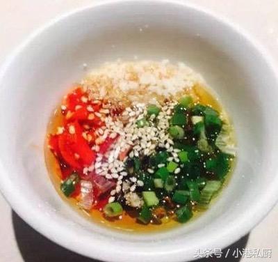 6款让人上瘾的火锅蘸料冬天到了你还在火锅店的小料面前纠结吗(图4)