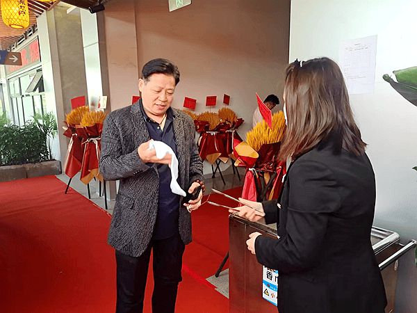 川东坝子火锅礼嘉店开业 鲜香麻辣独具特色(图3)