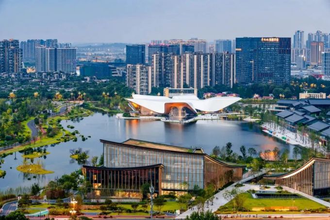 家人们在吗？来看看清明小长假去哪耍(图2)