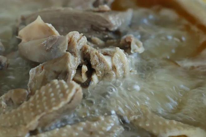 14款地方美味火锅连汤带料一锅炖(图3)