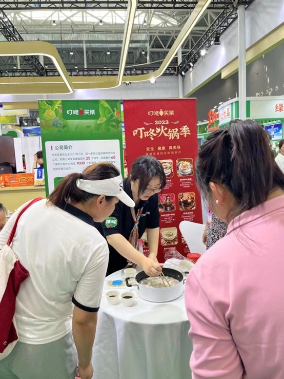 “一锅两吃”受追捧叮咚买菜有料锅底引领预制菜C端消费新趋势(图2)