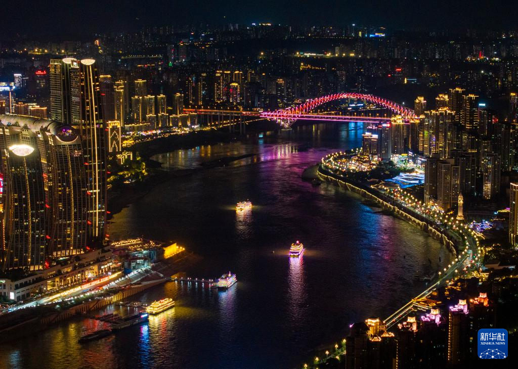 高温挡不住出游热情 重庆暑期旅游人气旺(图5)