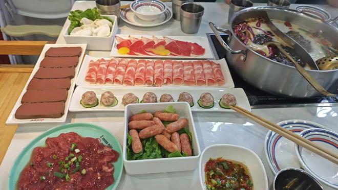一年拓店500+低价牛肉火锅赛道跑出黑马(图5) 一年拓店500+低价牛肉火锅赛道跑出黑马(图5)