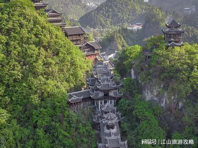 自驾去四川甘孜州旅游6天攻略三个人去甘孜州藏寨旅游6天花费(图2)