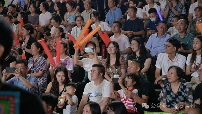 好热闹！线万人次“围观”(图2)
