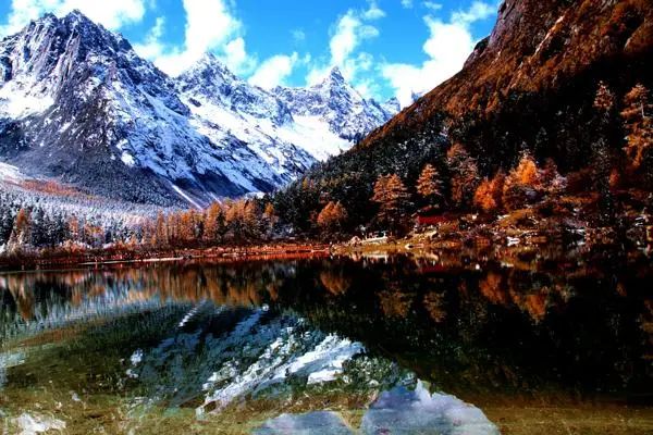 四川旅游7天路线推荐想旅游？看完这一篇就足够了！(图8)