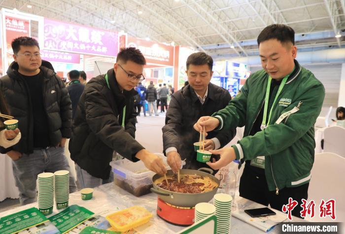火锅“煮”出百亿产值这座四川小城有何“秘方”？(图2)