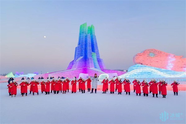 接待超300万人次！哈尔滨冰雪大世界创下最新纪录(图5)