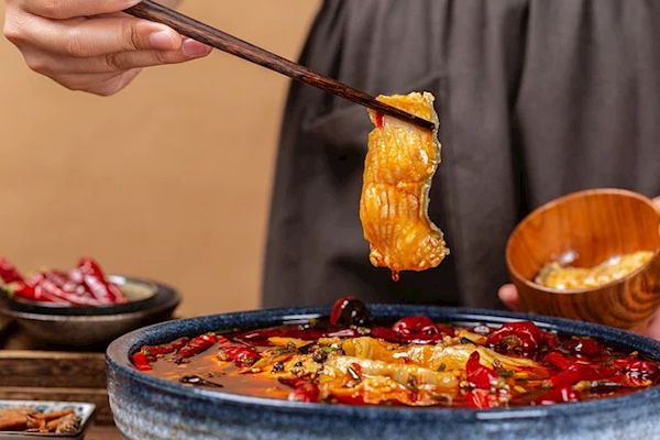 网友馋哭了！小米食堂好吃还不贵：午餐、晚餐平均仅16元(图1)