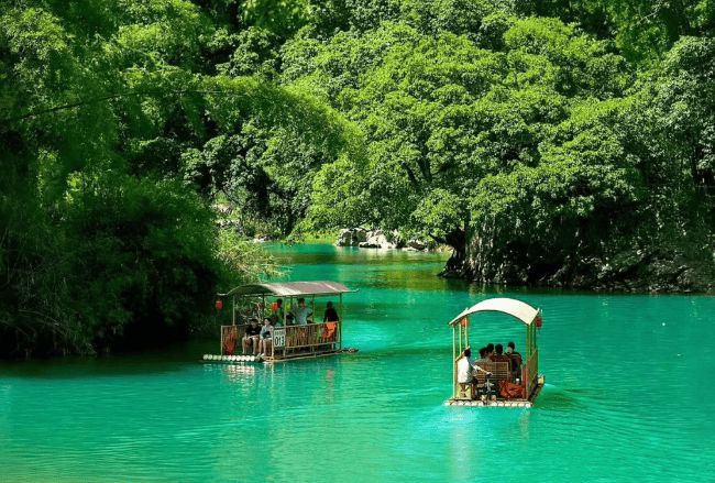 一家三口去贵州旅游6天人均要多少钱?贵州当地旅行社在哪儿找?(图2) 一家三口去贵州旅游6天人均要多少钱?贵州当地旅行社在哪儿找?(图2)