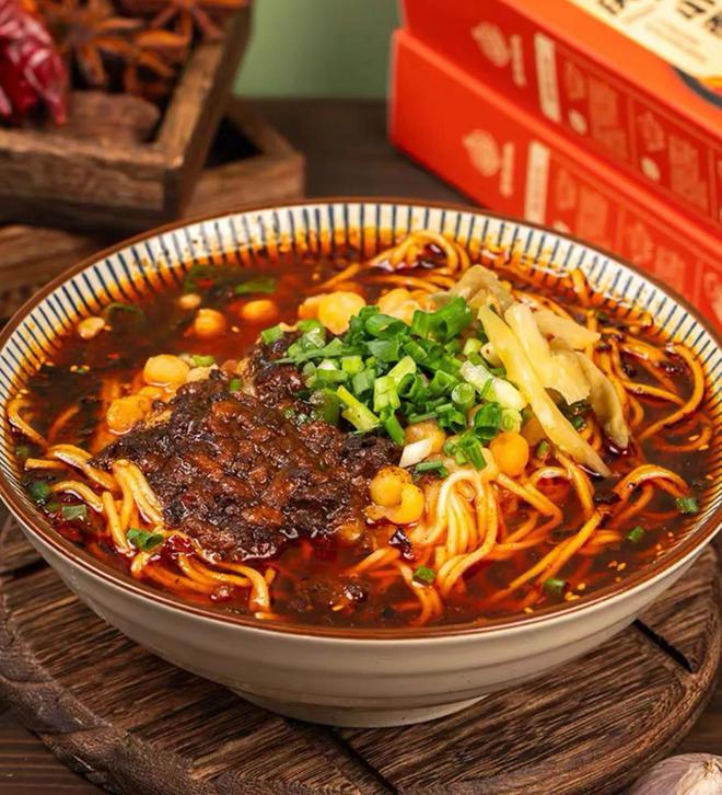 重庆旅行体验指南：必吃美食、必去景点和独特的人文风情(图2)