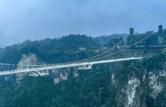 到张家界旅游5日人均花费多少？五天四晚张家界跟团旅游攻略！(图2)