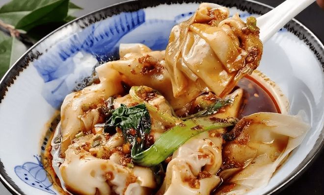 大量乌克兰游客涌入成都吃美食喝美酒回国后却集体破防！(图5)