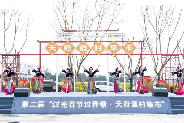 暴涨135％！油菜田：成都人请为我发声！(图1)