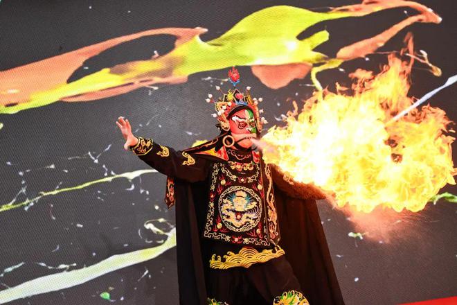 成都最大饺子宴吉尼斯纪录：341种饺子恭贺新春！(图2)