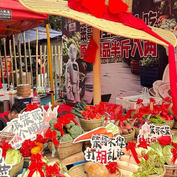 社区火锅遇见市井烟火:笨小孩菜市火锅创新演绎社区餐饮新范式(图2) 社区火锅遇见市井烟火:笨小孩菜市火锅创新演绎社区餐饮新范式(图2)