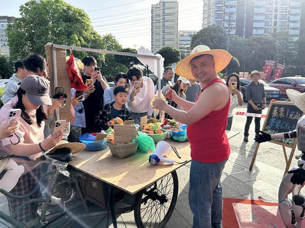 社区火锅遇见市井烟火:笨小孩菜市火锅创新演绎社区餐饮新范式(图10) 社区火锅遇见市井烟火:笨小孩菜市火锅创新演绎社区餐饮新范式(图10)