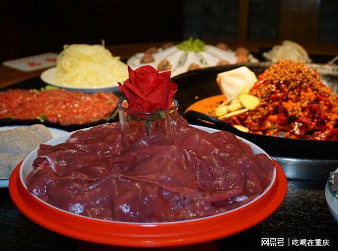 这才是重庆毛肚火锅那久违的味道 谢家山山货火锅(图3)